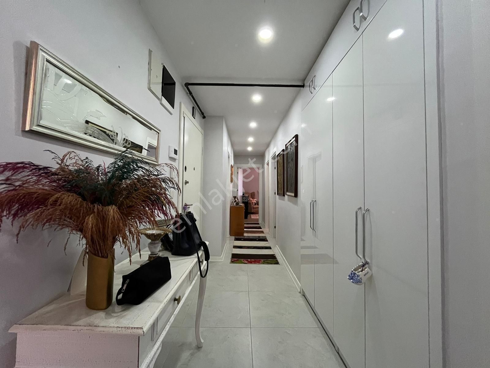 Met'den Kozyatağında Yeni Binada 3+1 Balkonlu 85m2 Net Fırsat - Görsel 12