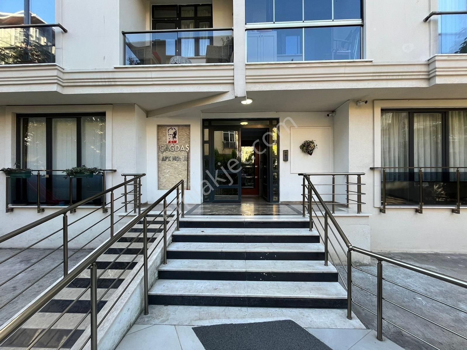 Met'den Kozyatağında Yeni Binada 3+1 Balkonlu 85m2 Net Fırsat - Görsel 26