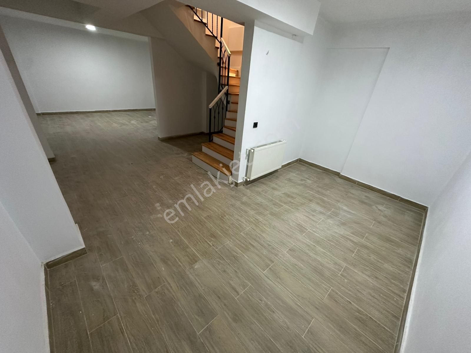 Dora Dan Akçay Kızılkeçili De Bahçeli Sıfır 3+1 Lüx Villa - Görsel 10