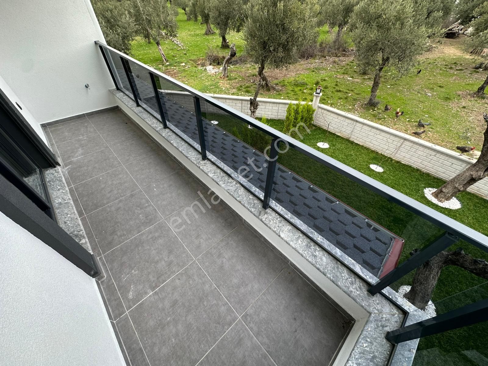 Dora Dan Akçay Kızılkeçili De Bahçeli Sıfır 3+1 Lüx Villa - Görsel 23