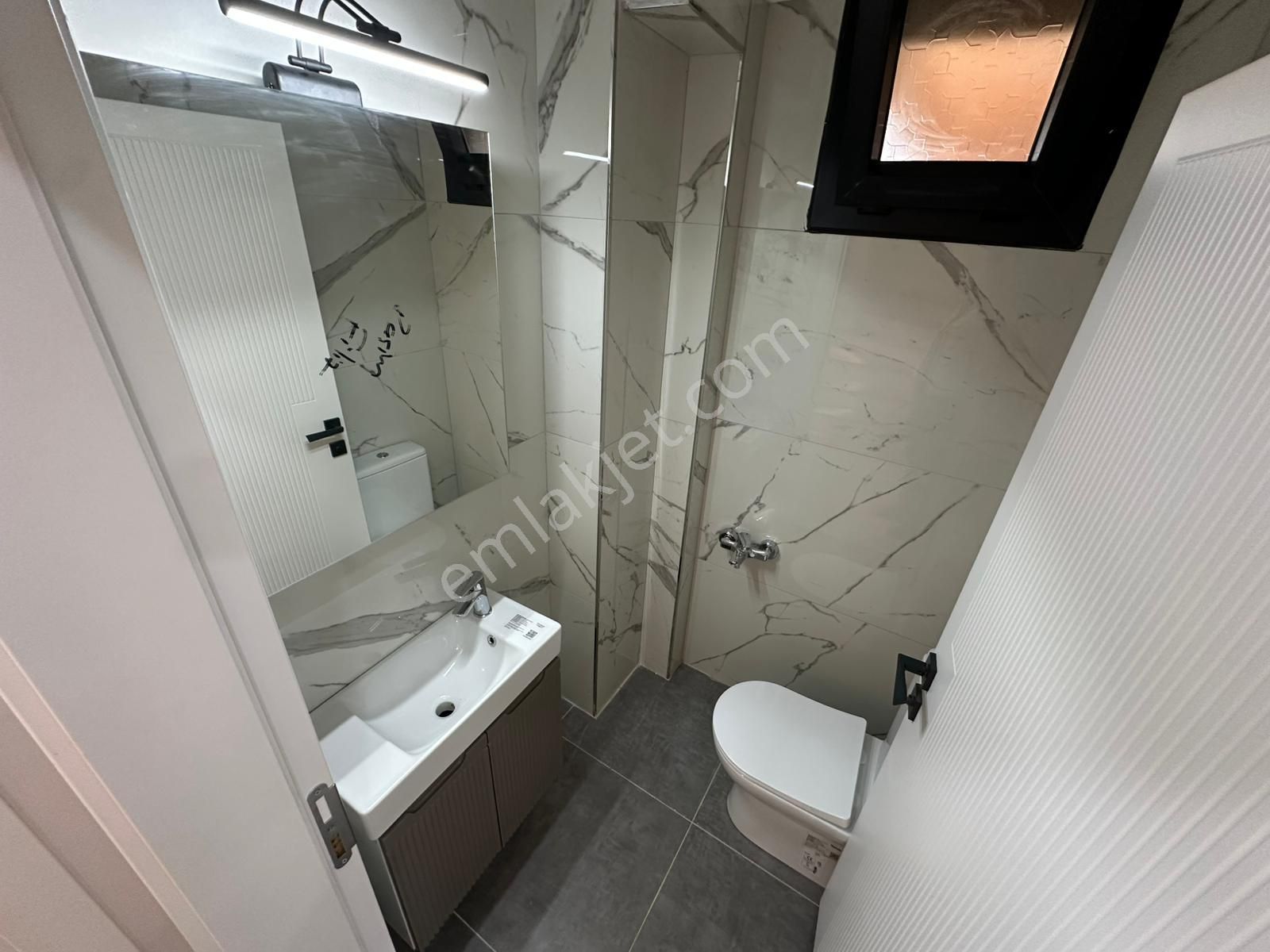 Dora Dan Akçay Kızılkeçili De Bahçeli Sıfır 3+1 Lüx Villa - Görsel 14