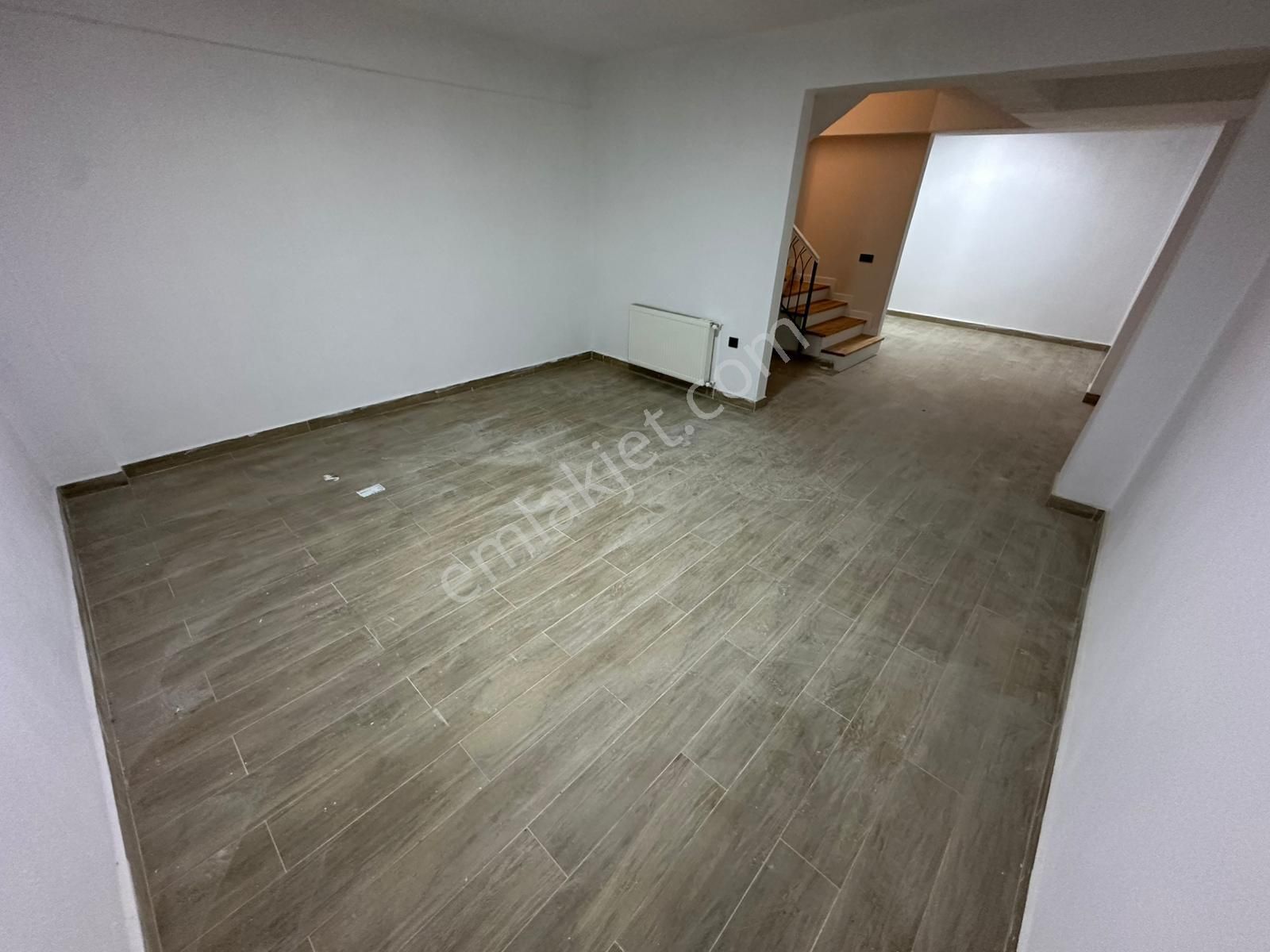 Dora Dan Akçay Kızılkeçili De Bahçeli Sıfır 3+1 Lüx Villa - Görsel 9