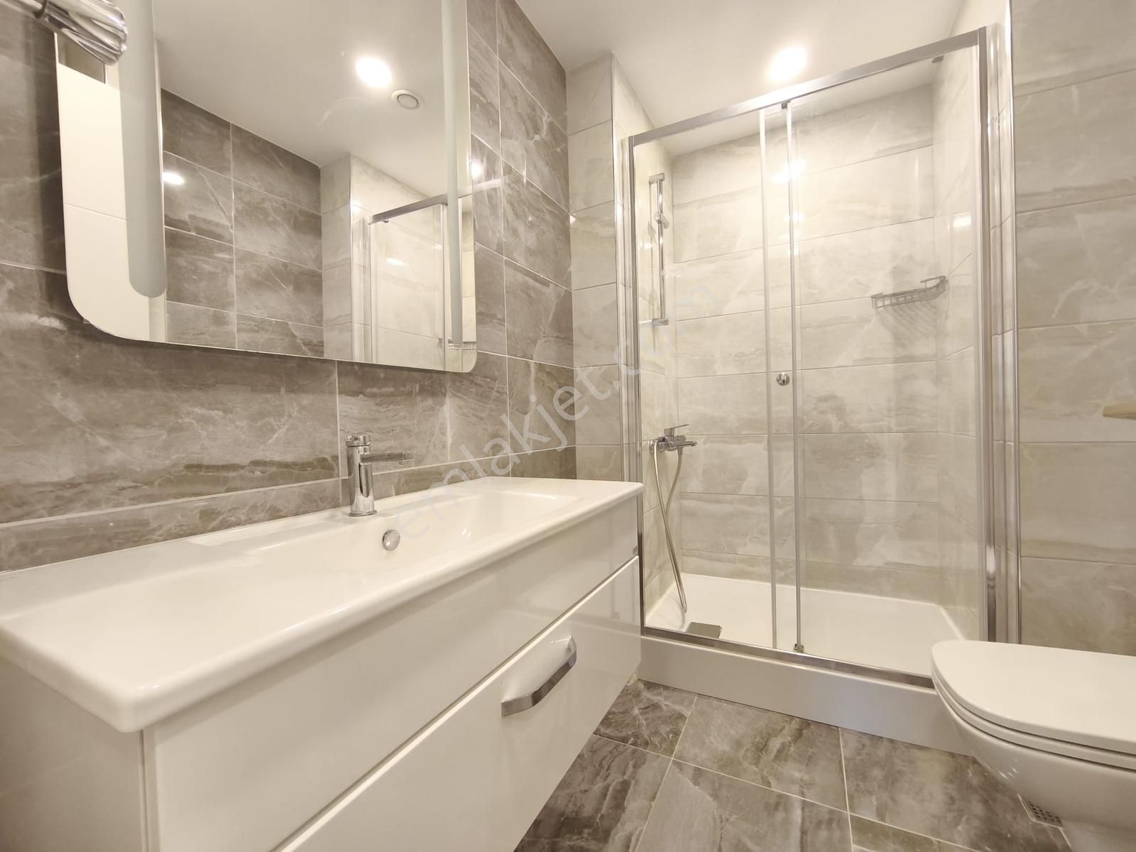 Erenköy'de 3+1 Balkonlu 130m2 Ebeveynli 7/24 Güvenlikli Sitede - Görsel 33