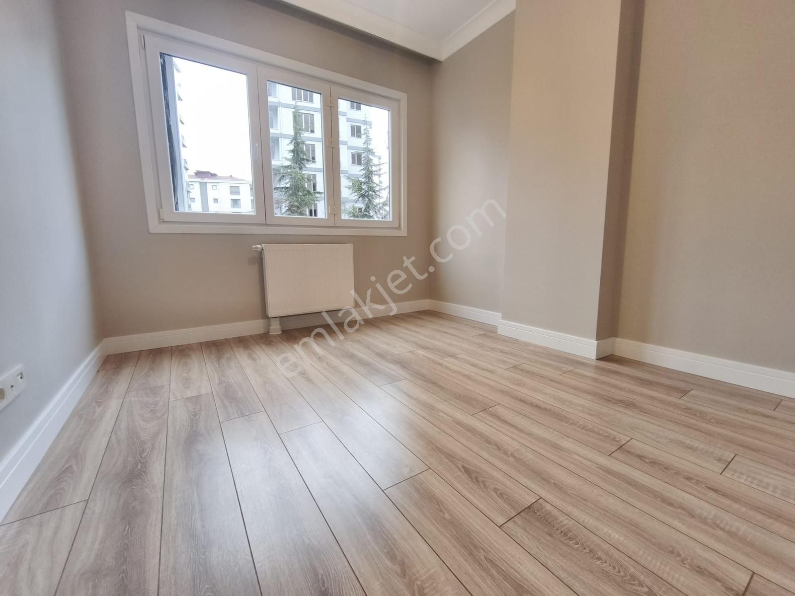 Erenköy'de 3+1 Balkonlu 130m2 Ebeveynli 7/24 Güvenlikli Sitede - Görsel 7