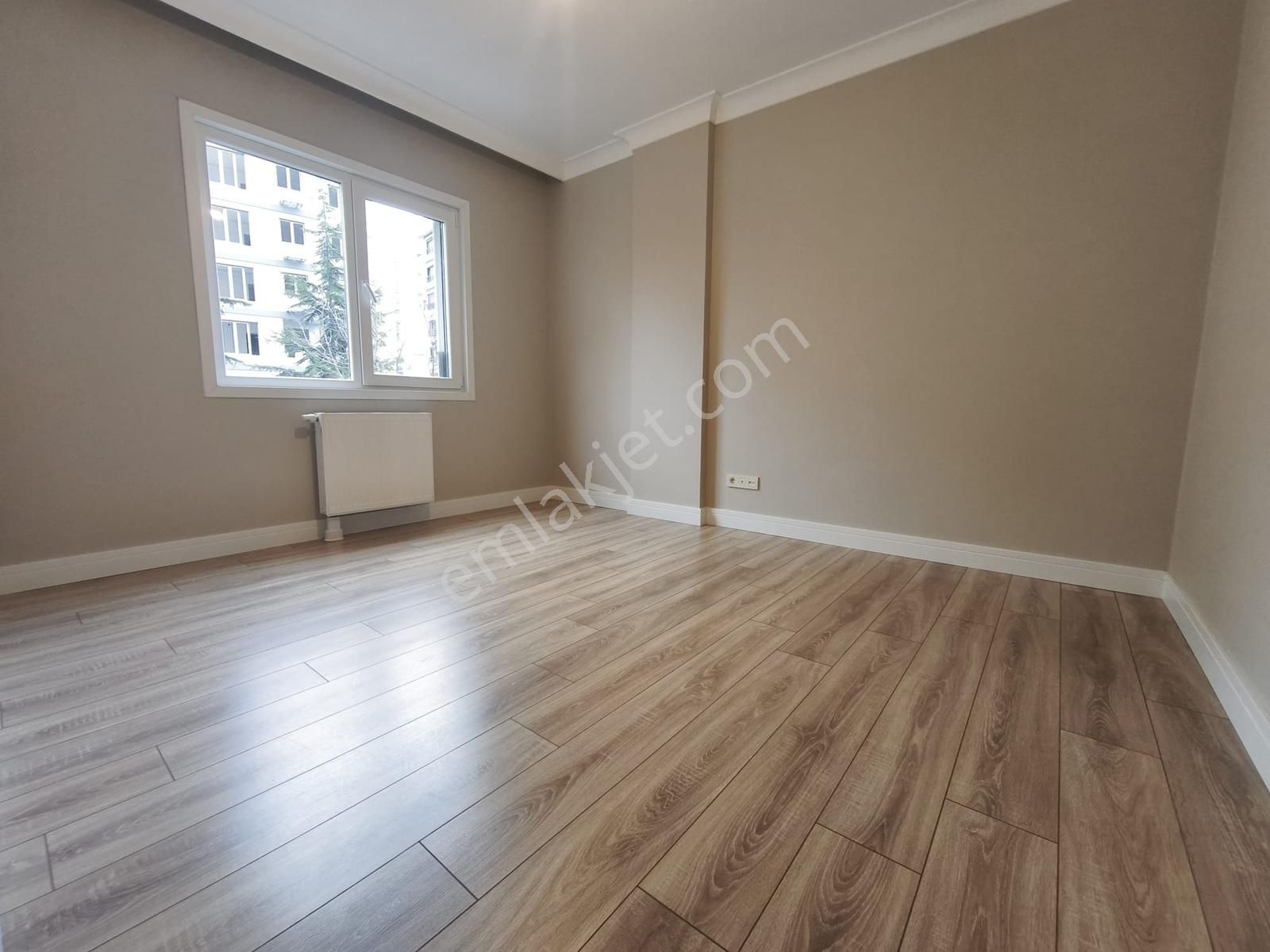 Erenköy'de 3+1 Balkonlu 130m2 Ebeveynli 7/24 Güvenlikli Sitede - Görsel 12