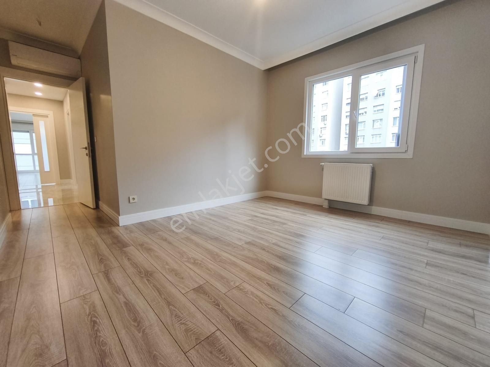 Erenköy'de 3+1 Balkonlu 130m2 Ebeveynli 7/24 Güvenlikli Sitede - Görsel 26