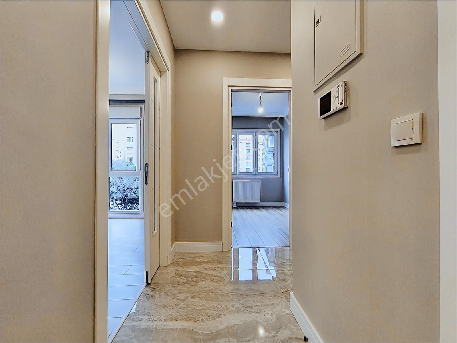 Erenköy'de 3+1 Balkonlu 130m2 Ebeveynli 7/24 Güvenlikli Sitede - Görsel 15