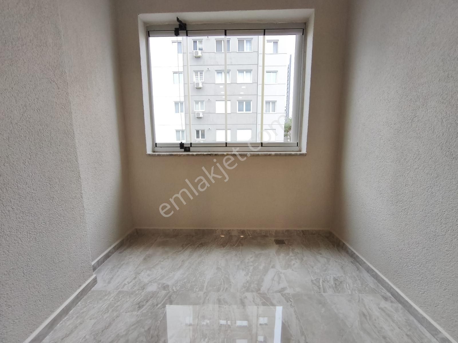 Erenköy'de 3+1 Balkonlu 130m2 Ebeveynli 7/24 Güvenlikli Sitede - Görsel 19