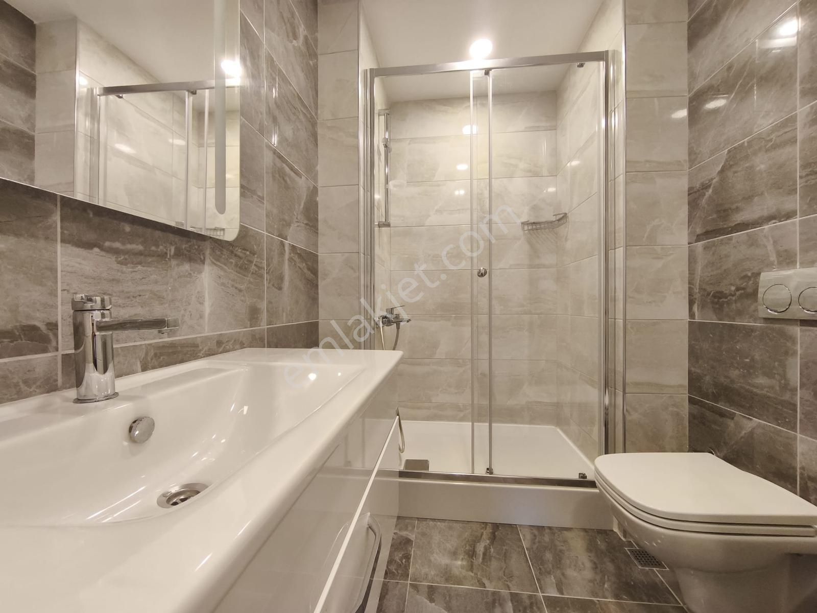 Erenköy'de 3+1 Balkonlu 130m2 Ebeveynli 7/24 Güvenlikli Sitede - Görsel 30