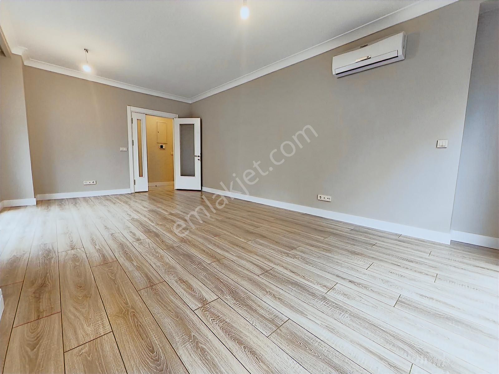 Erenköy'de 3+1 Balkonlu 130m2 Ebeveynli 7/24 Güvenlikli Sitede - Görsel 16