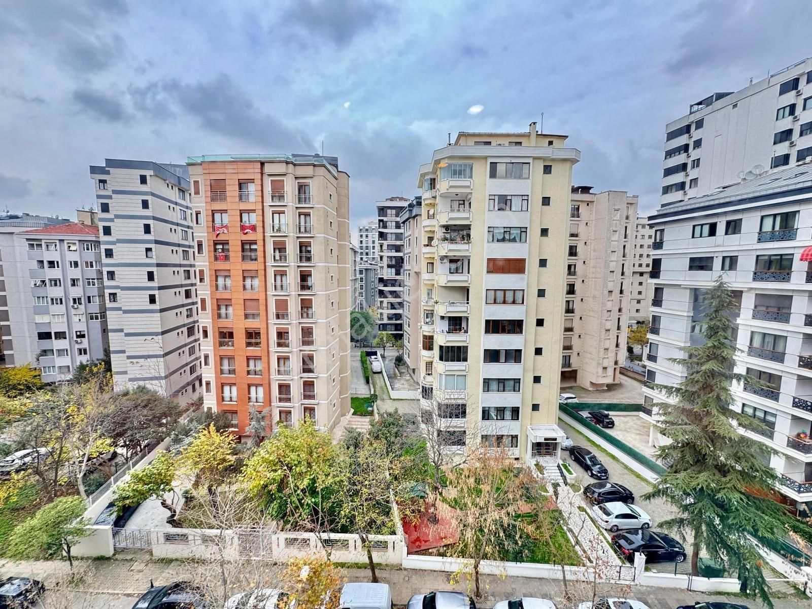 Suadiyede Caddeye Yakın 3+1 Prestijli Binada 7 Yıllık Masrafsız - Görsel 31