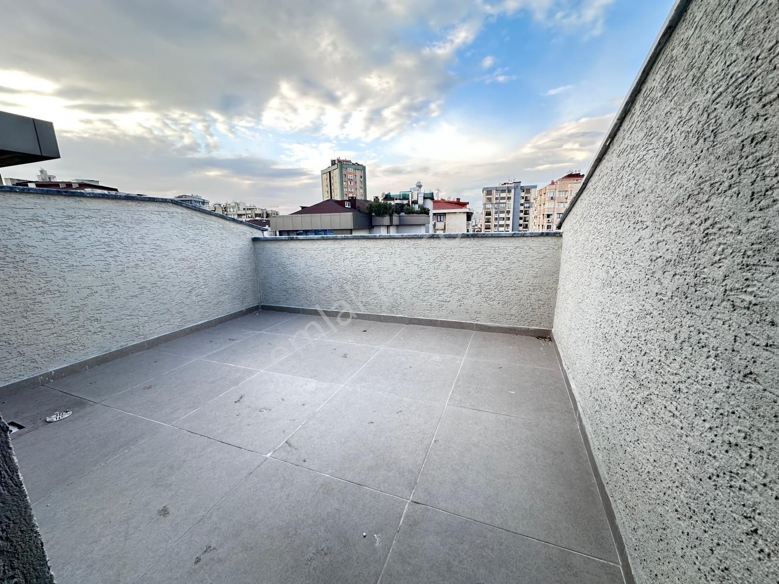 Fırsat Daire Erenköy'de 4+2 Net 180 M2 Balkonlu Ebeveynli Sıfır - Görsel 24