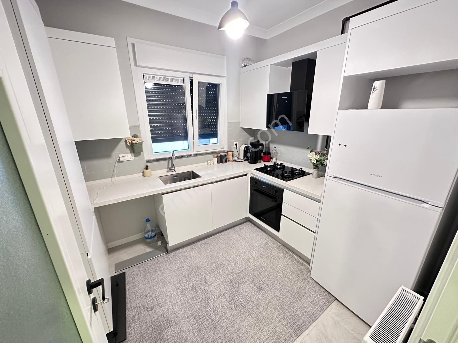 Fırsat Daire Erenköy'de 4+2 Net 180 M2 Balkonlu Ebeveynli Sıfır - Görsel 2