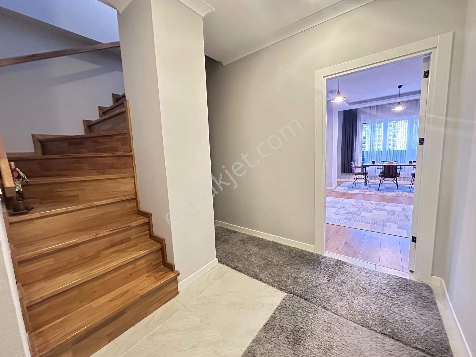 Fırsat Daire Erenköy'de 4+2 Net 180 M2 Balkonlu Ebeveynli Sıfır - Görsel 3