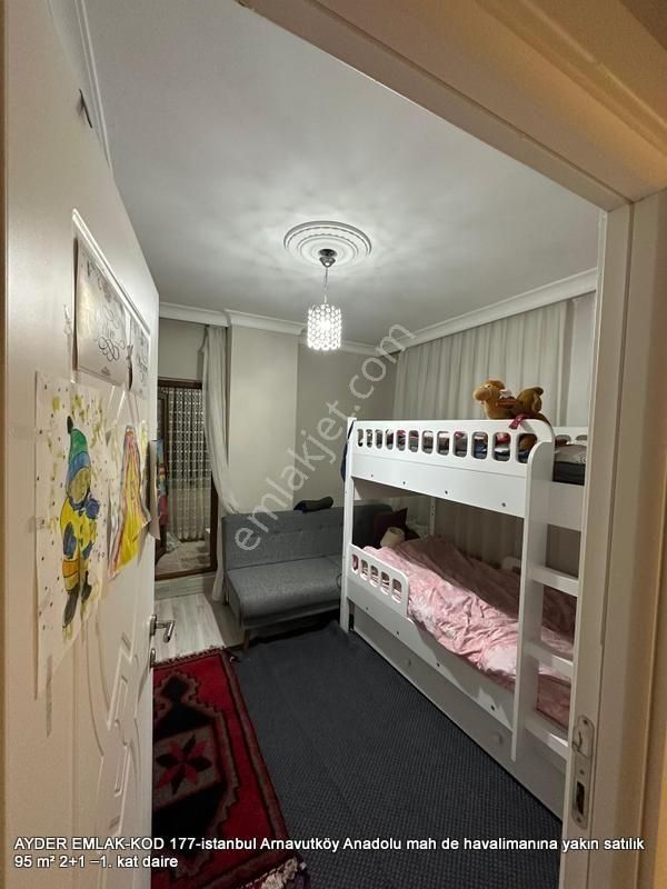 Arnavutköy Anadolu Mah De Havalimanına Yakın Satılık 95 M² 2+1 –1. Kat Daire   - Görsel 4