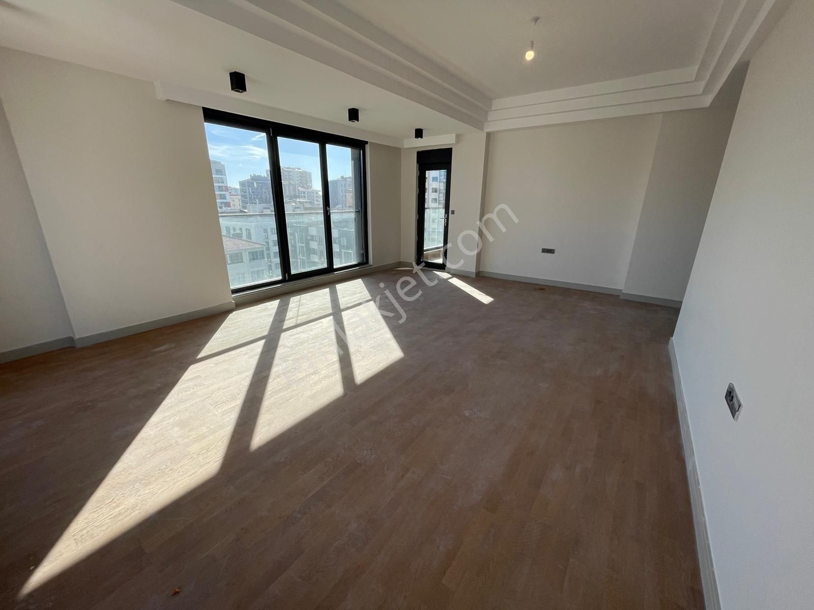 Met'den Erenköy'de 3+1 Özel Proje 120 M2 Net Balkonlu Ebeveynli - Görsel 14