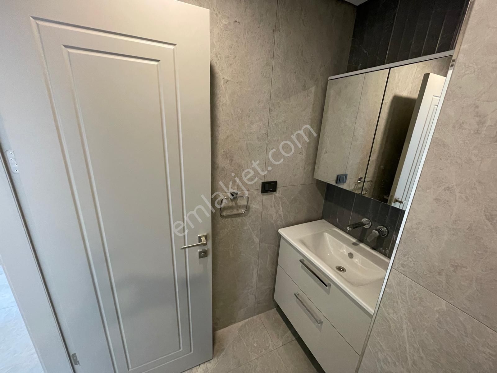 Met'den Erenköy'de 3+1 Özel Proje 120 M2 Net Balkonlu Ebeveynli - Görsel 26