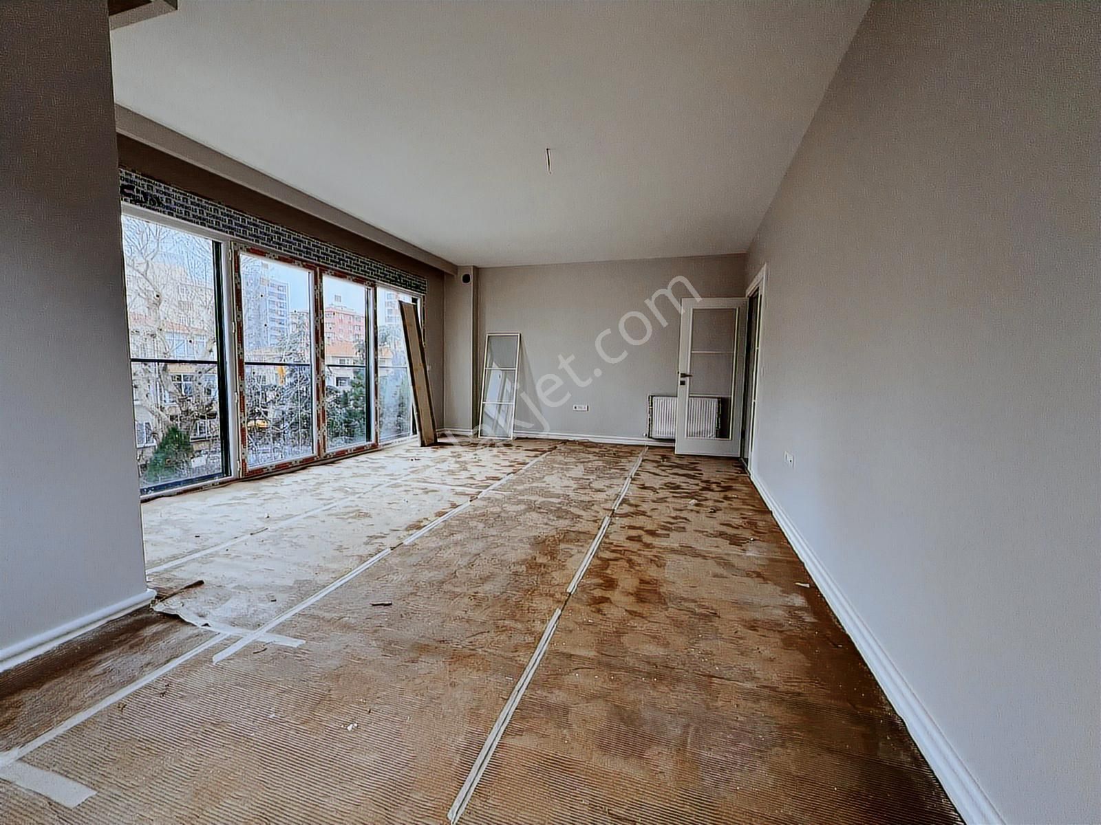 Erenköy Merkezde 100m² Net Balkonlu Sıfır Ara Kat Ebeveynli - Görsel 33