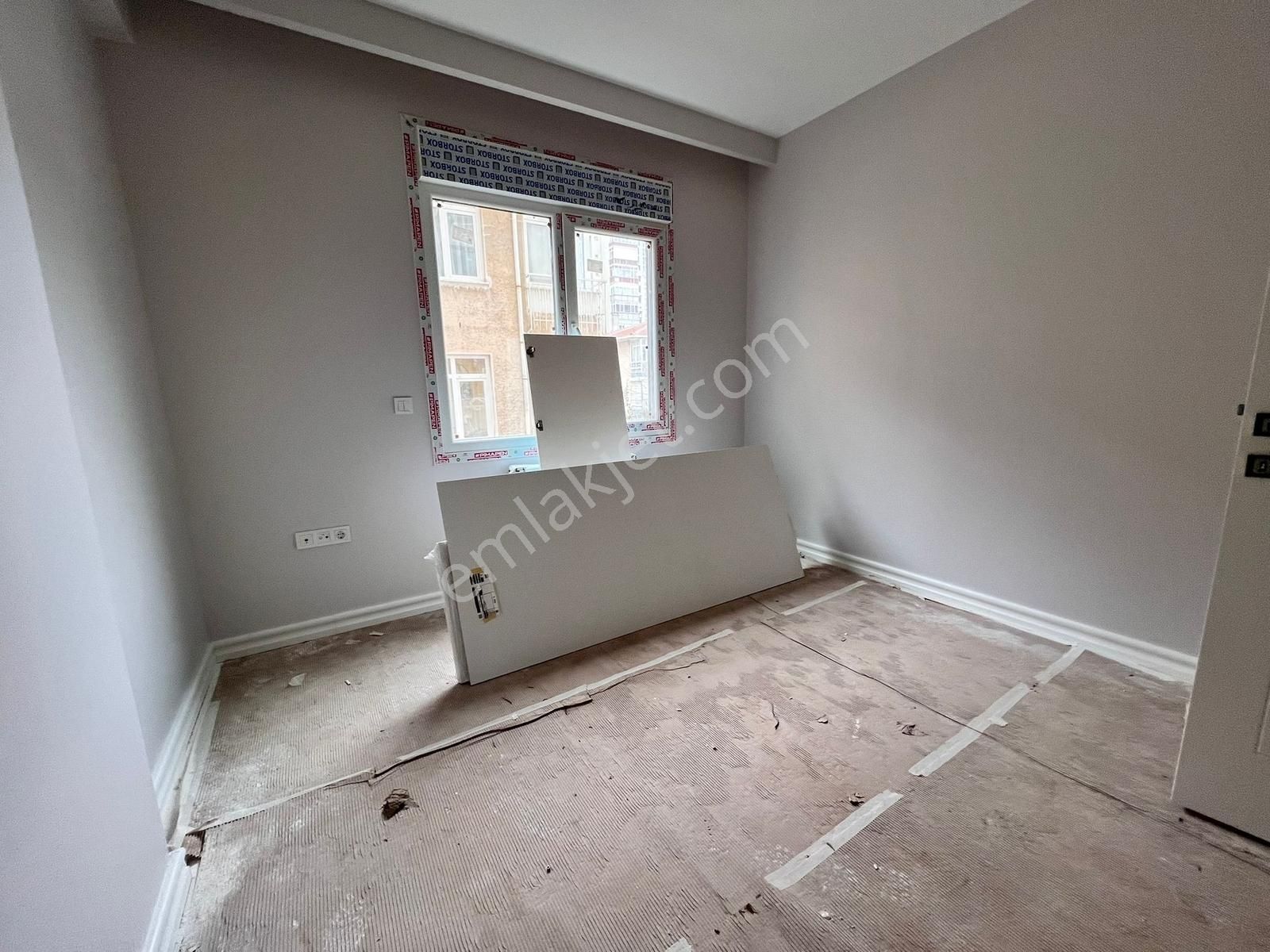 Erenköy Merkezde 100m² Net Balkonlu Sıfır Ara Kat Ebeveynli - Görsel 19