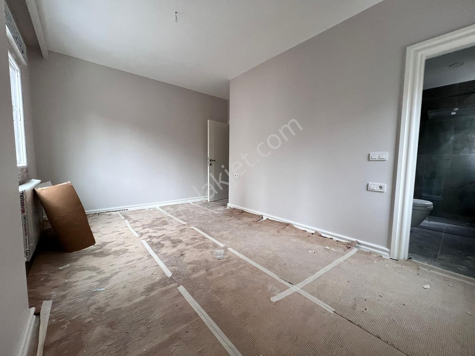 Erenköy Merkezde 100m² Net Balkonlu Sıfır Ara Kat Ebeveynli - Görsel 21