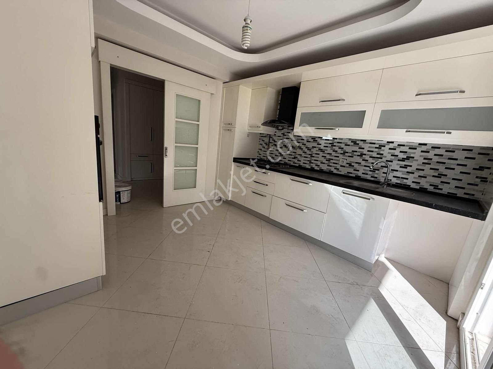 Kent Gayrimenkul'den 3+1 Önü Açık Kiralık Daire - Görsel 9