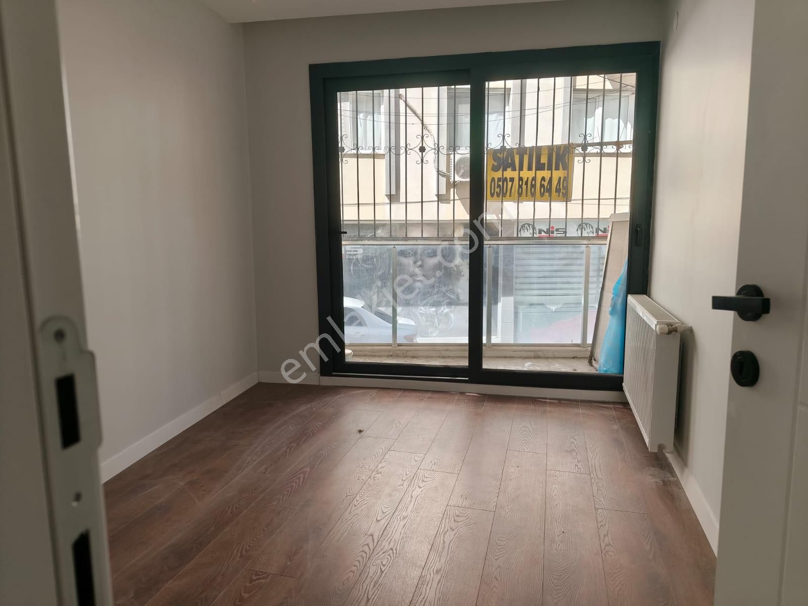 Merkez Camiyakını 3+1 120 M2 Lüks Dekorlu