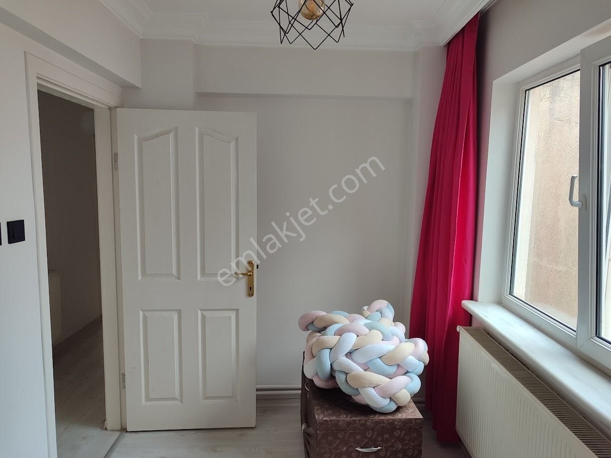 Fiyat Düştü Gazcılar Sakarya Mah. Masrafsız Temiz 70m2 2+1 Daire - Görsel 31