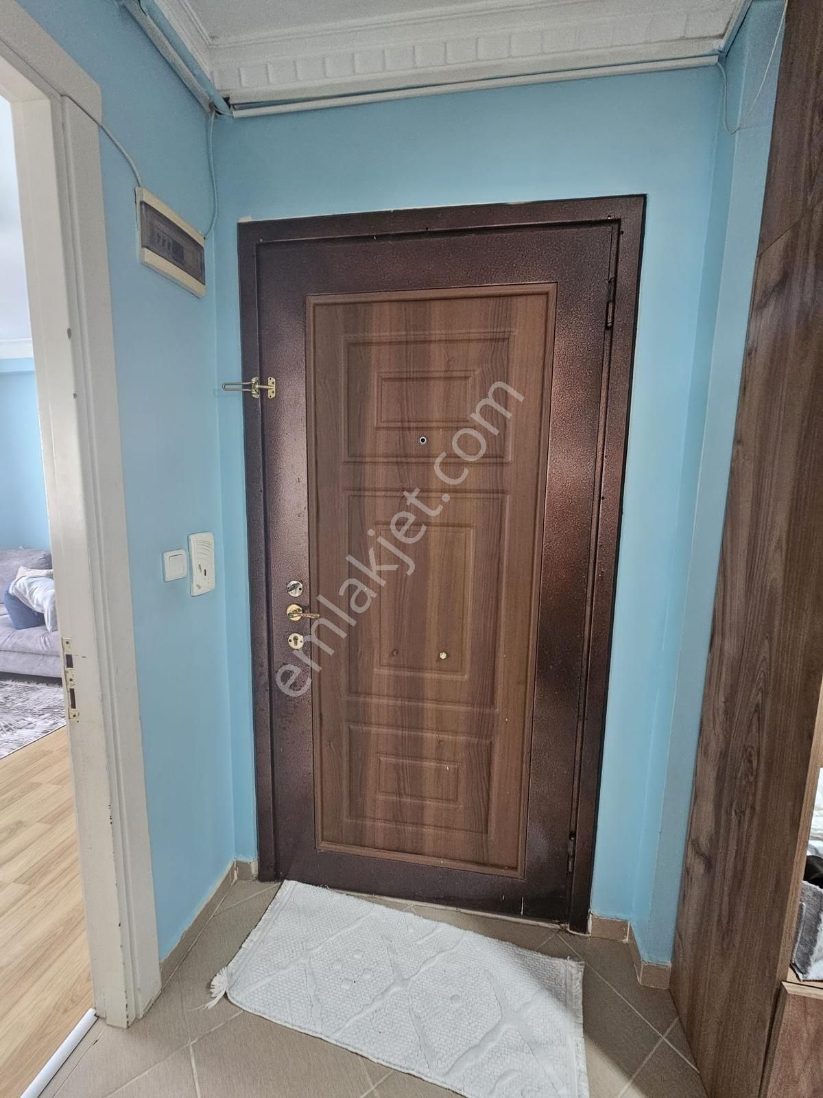 Fındıklıda Genç Az Katlı Binada Çift Wc Kombi Doğalgazlı 3+1 - Görsel 2