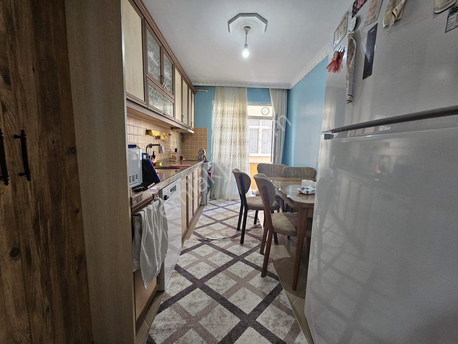 Fındıklıda Genç Az Katlı Binada Çift Wc Kombi Doğalgazlı 3+1 - Görsel 15