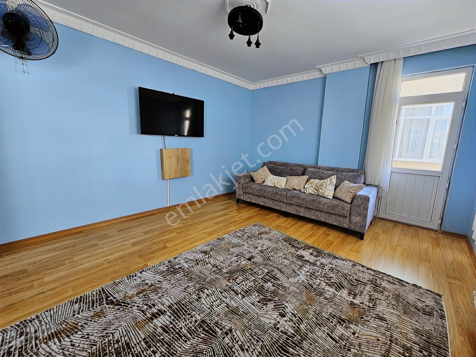 Fındıklıda Genç Az Katlı Binada Çift Wc Kombi Doğalgazlı 3+1 - Görsel 34