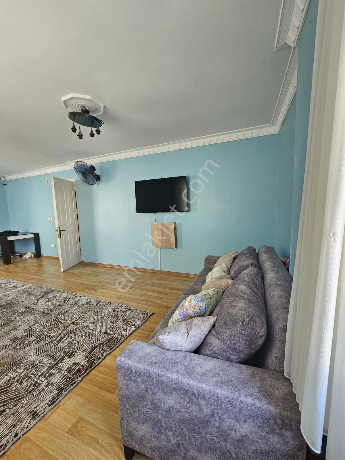 Fındıklıda Genç Az Katlı Binada Çift Wc Kombi Doğalgazlı 3+1 - Görsel 25