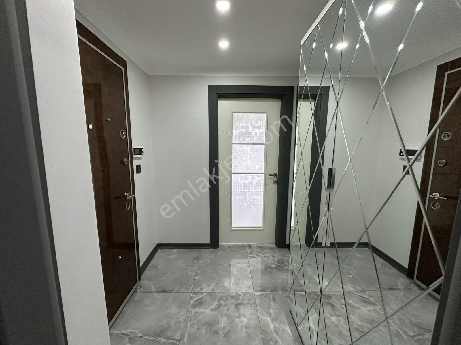Doradan Altınkumda Ön Cephe & Denize Yakın 1+1 Daire - Görsel 23
