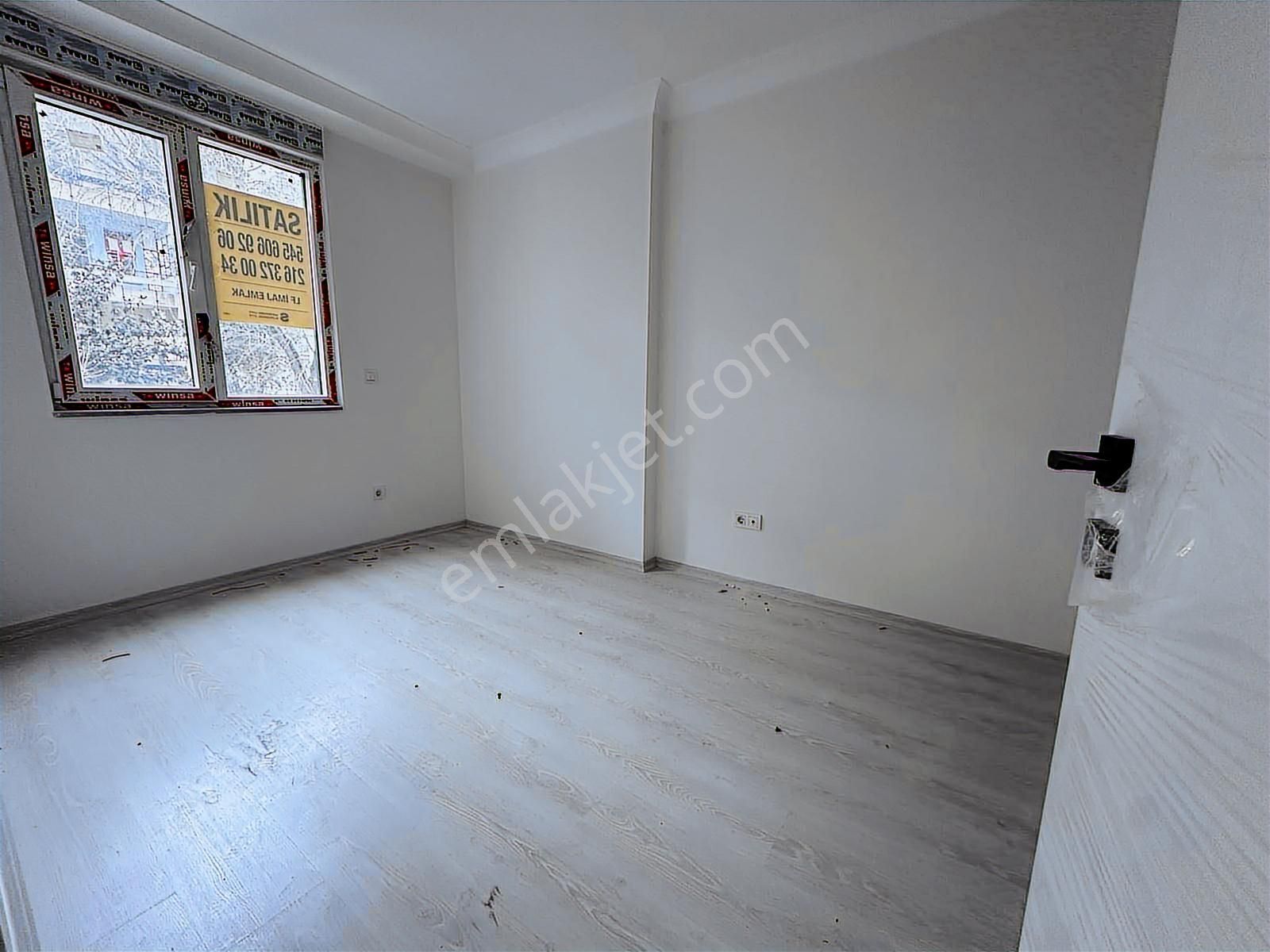 Çatalçeşmede Sıfır Caddeye 6. Bina Net 55m2 2+1 - Görsel 8