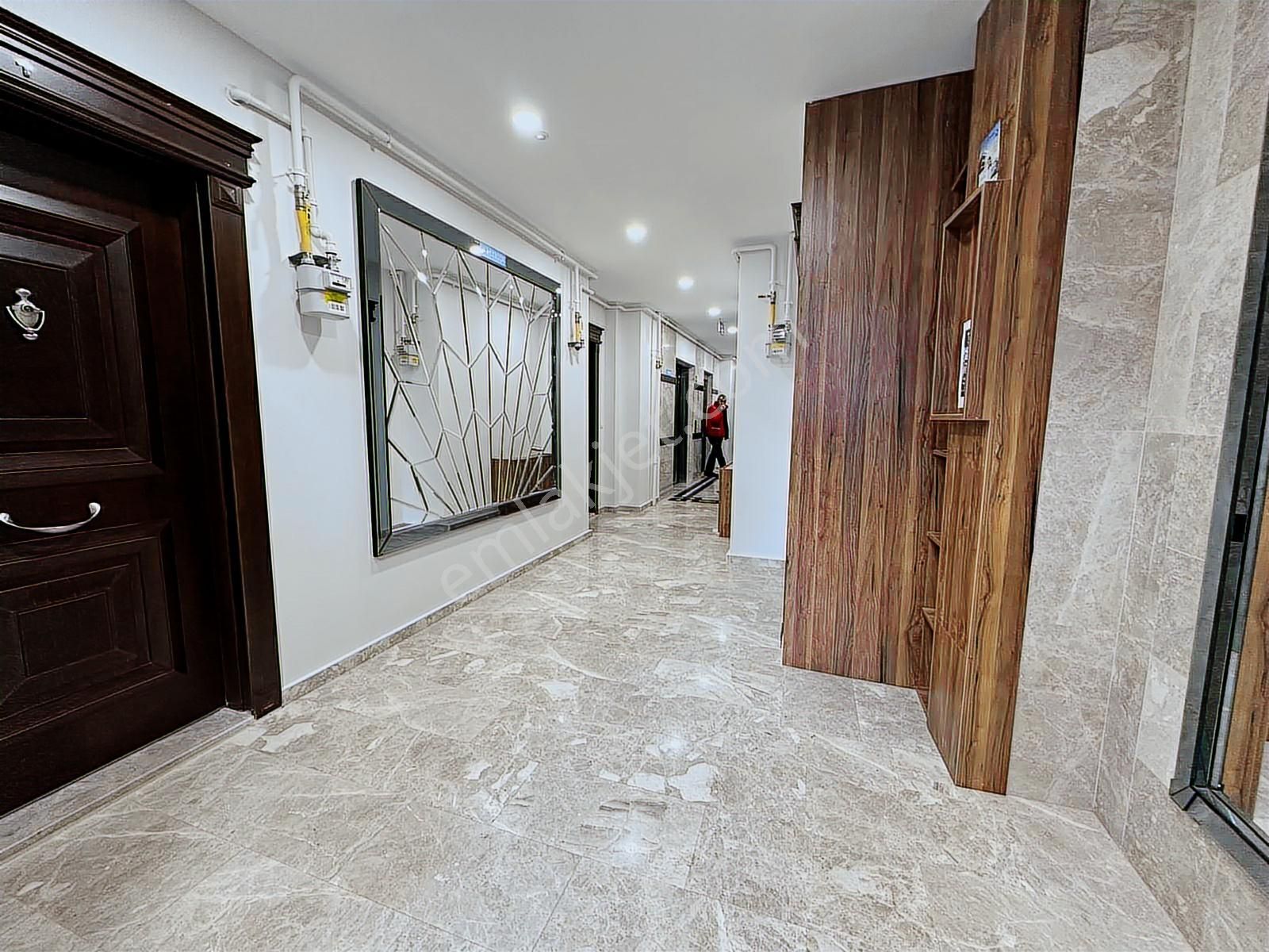 Çatalçeşmede Sıfır Caddeye 6. Bina Net 55m2 2+1 - Görsel 10