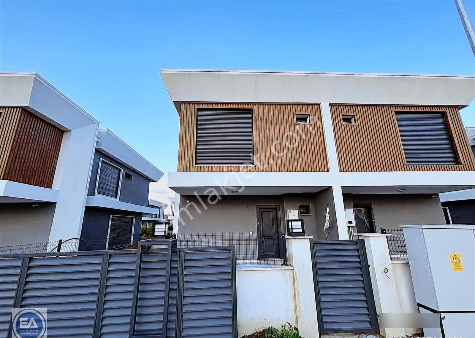 Elit Ada'dan Değerinin Altında Özel Havuzlu 03 + 1 Satılık - Görsel 28