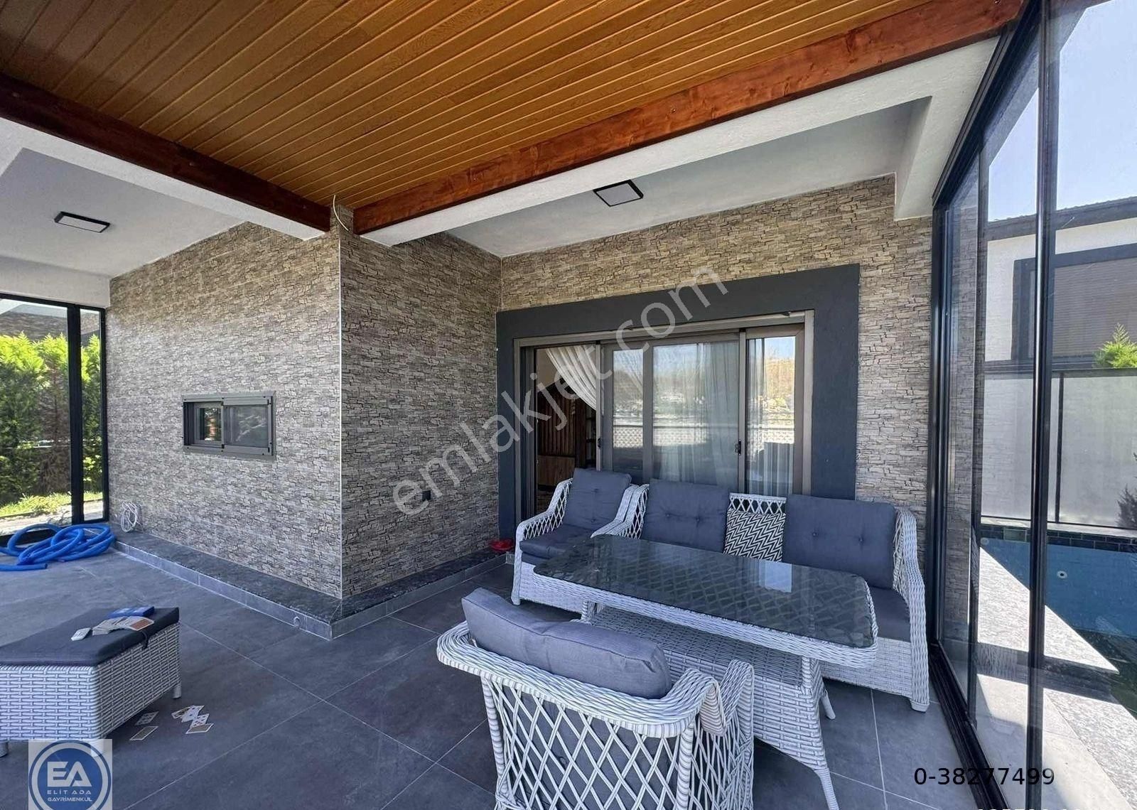 Davutlarda Tek Müstakil Özel Havuzlu 3+1 Bahçeli Yazlık - Görsel 35