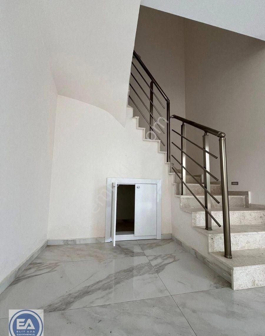Kuşadası Davutlar Bölgesinde Satılık Havuzlu Site İçinde 3+1 Vil - Görsel 9