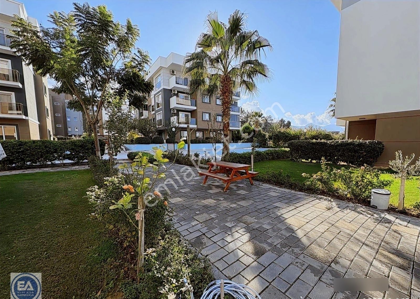 Kuşadası Davutlar Havuzlu Site İçi Bahçe Katı 2+1 Daire - Görsel 12