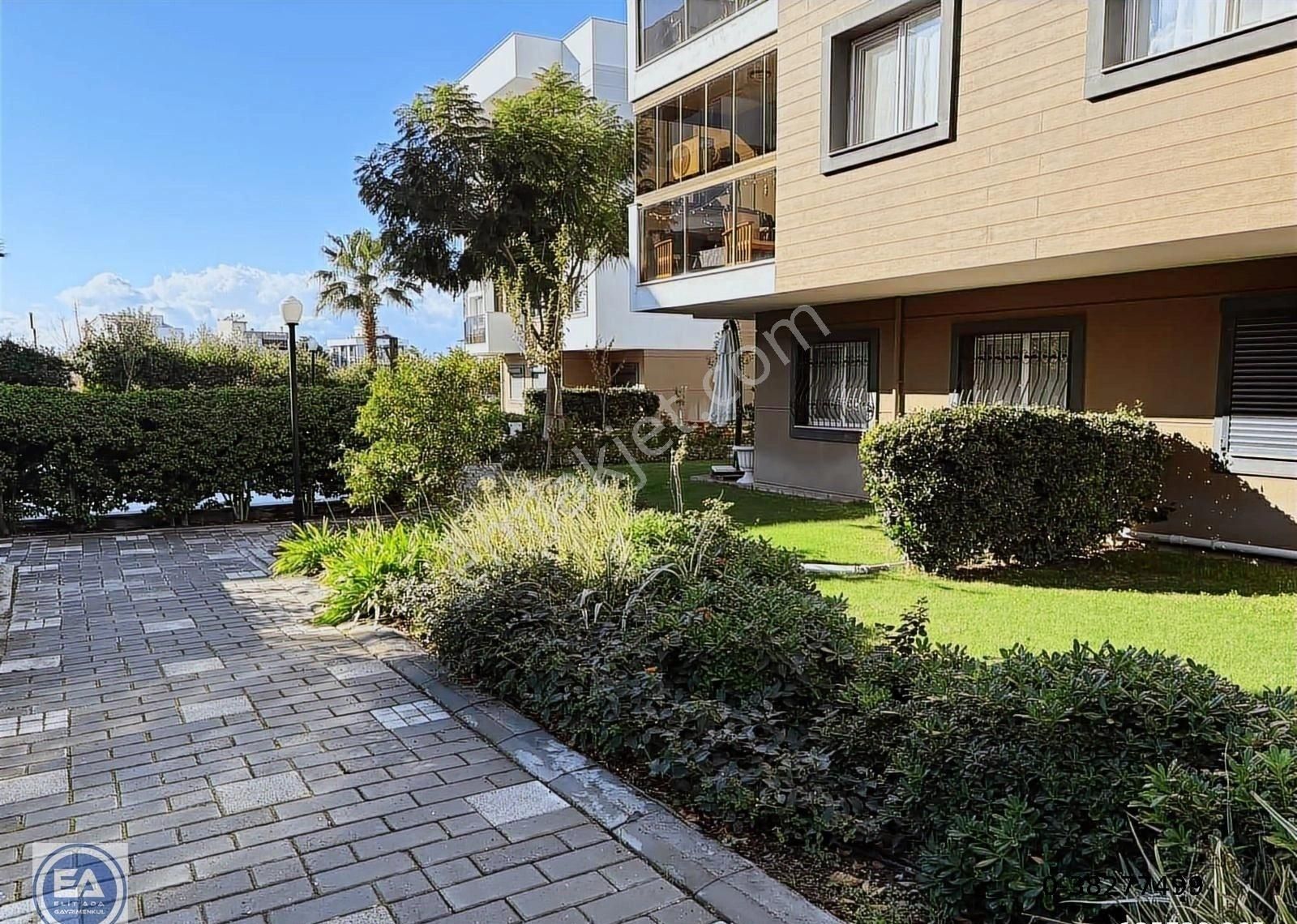 Kuşadası Davutlar Havuzlu Site İçi Bahçe Katı 2+1 Daire