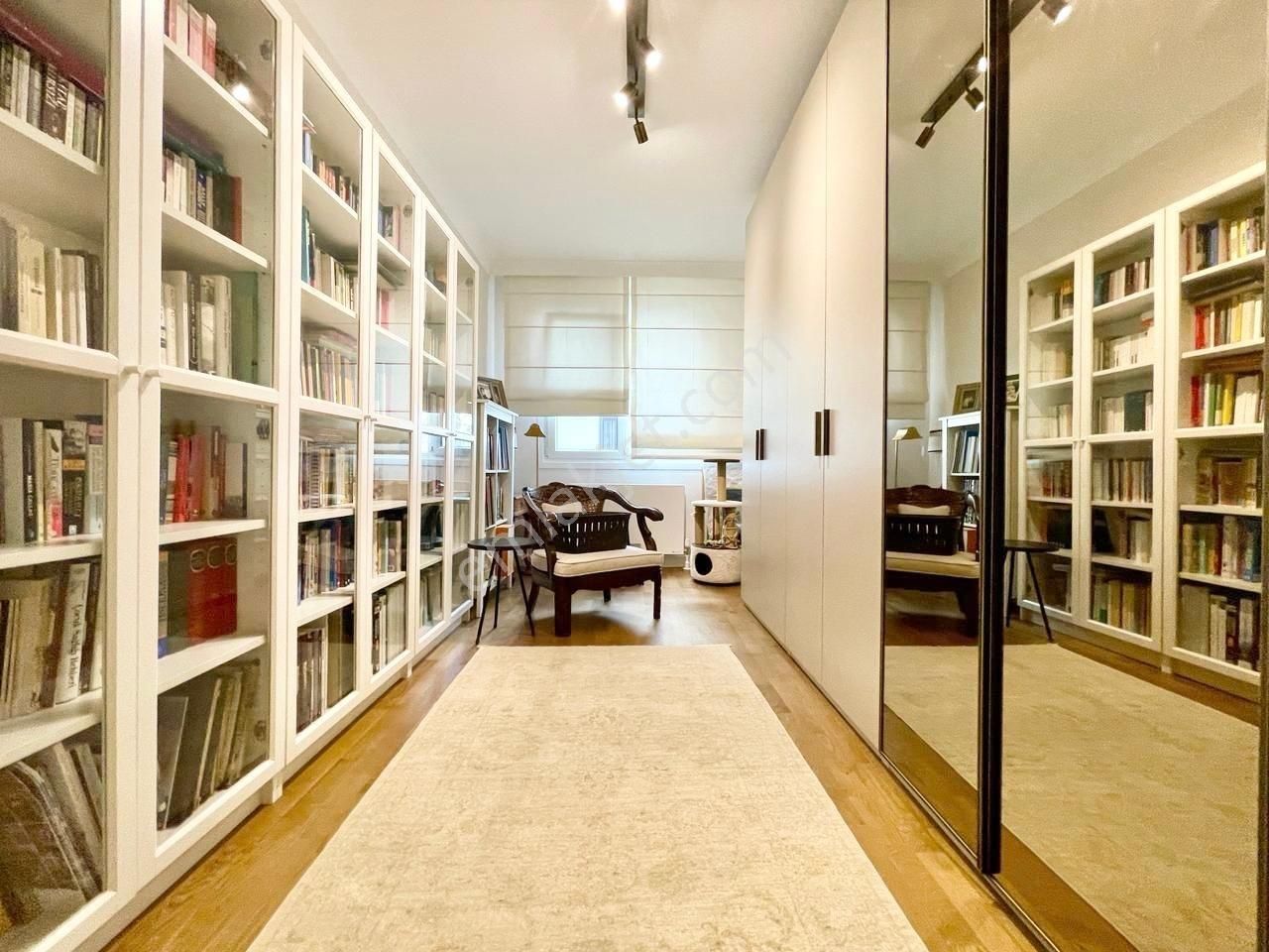 Poyraz'dan Caddebostan Hamam Sokakta Sıfır Binada Katta Tek 3+1 - Görsel 16