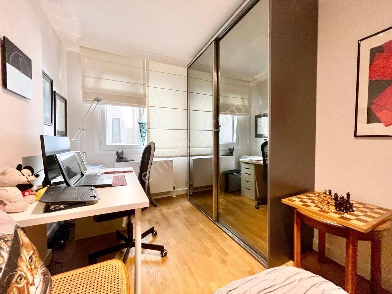 Poyraz'dan Caddebostan Hamam Sokakta Sıfır Binada Katta Tek 3+1 - Görsel 33