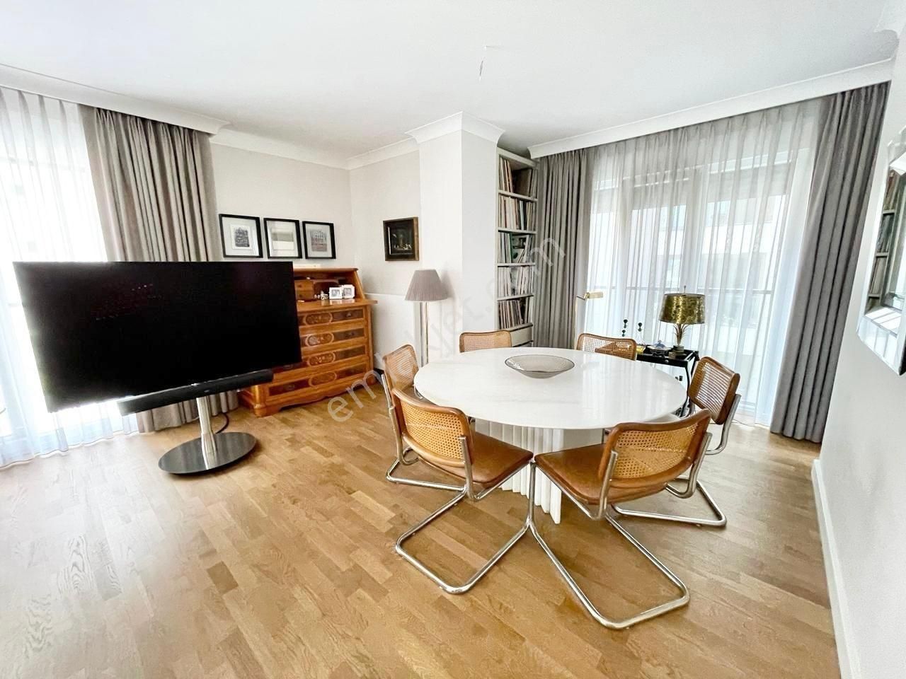 Poyraz'dan Caddebostan Hamam Sokakta Sıfır Binada Katta Tek 3+1 - Görsel 5