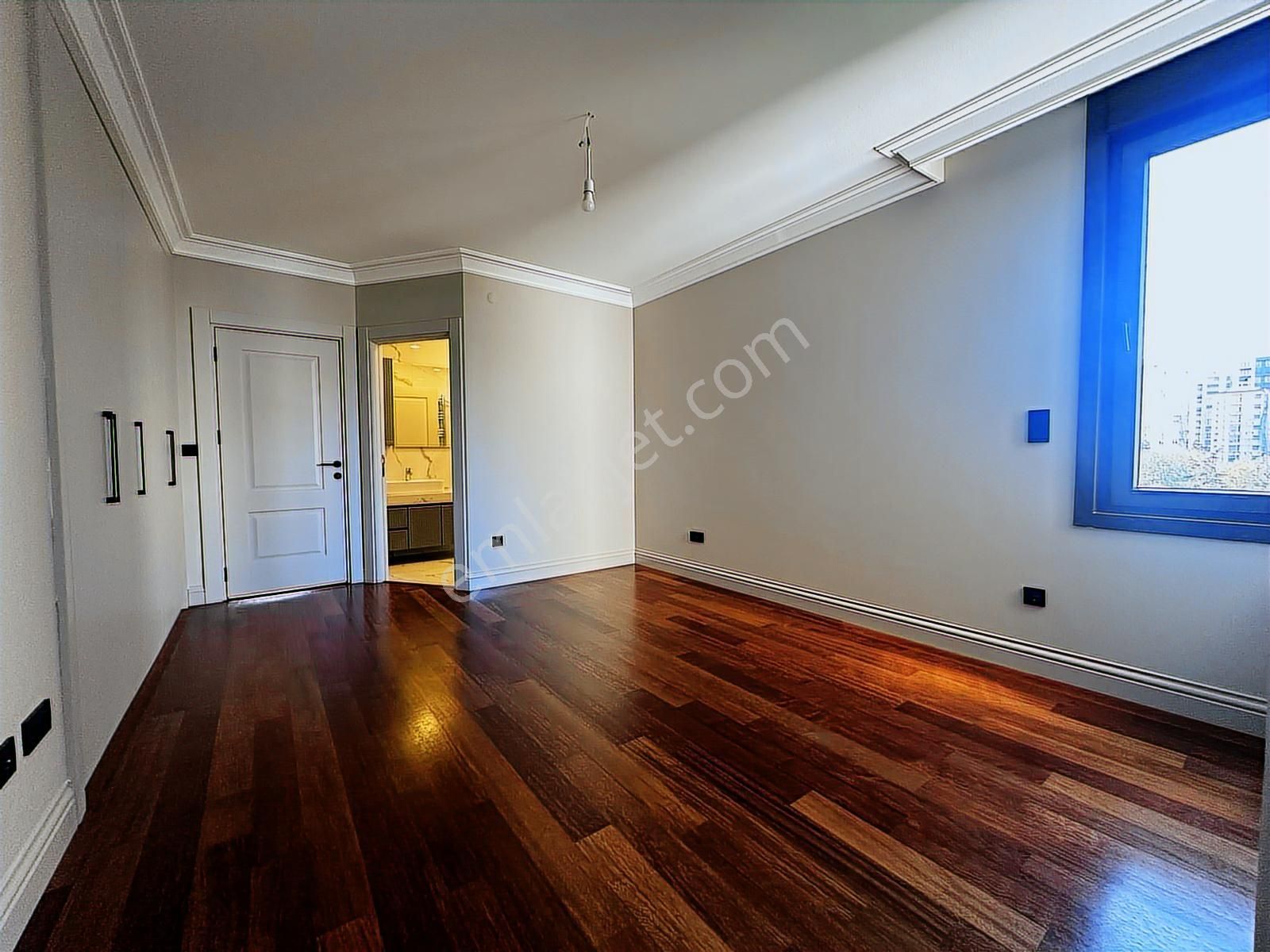 Poyraz'dan Göztepede Mimari Dekorasyonlu Katta Tek 220 M2 4+1 - Görsel 25