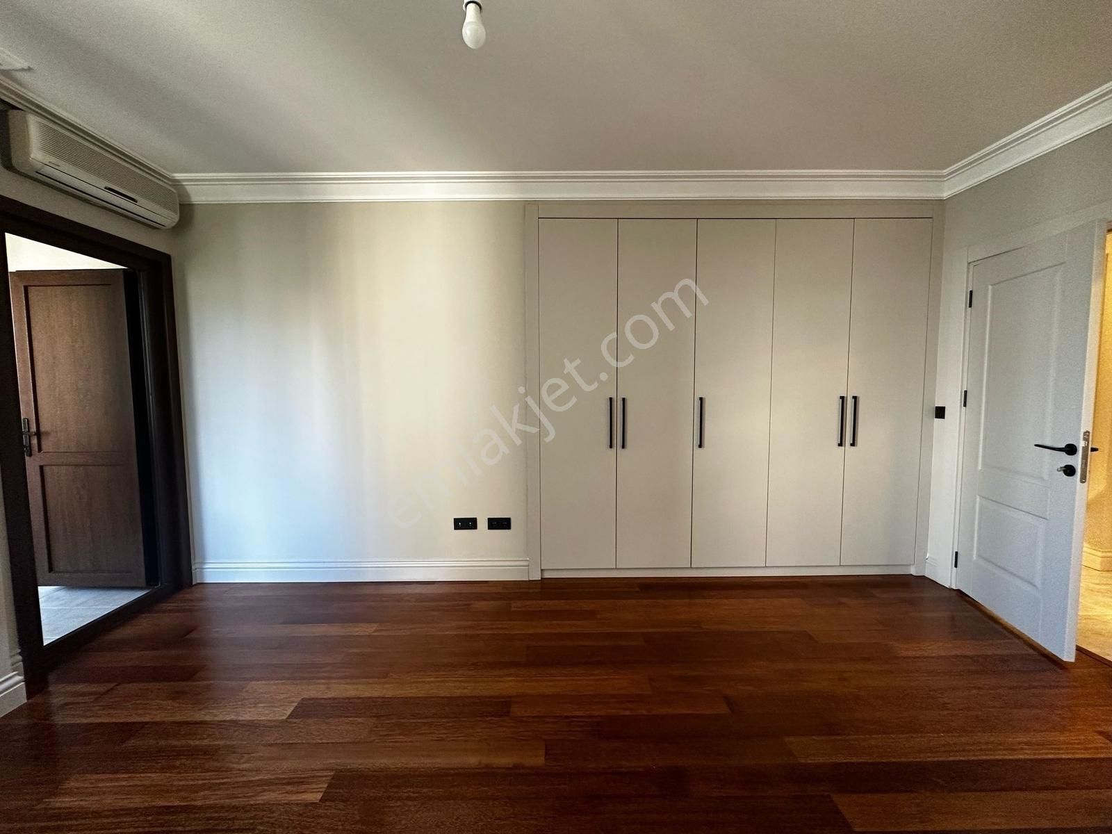 Poyraz'dan Göztepede Mimari Dekorasyonlu Katta Tek 220 M2 4+1 - Görsel 12