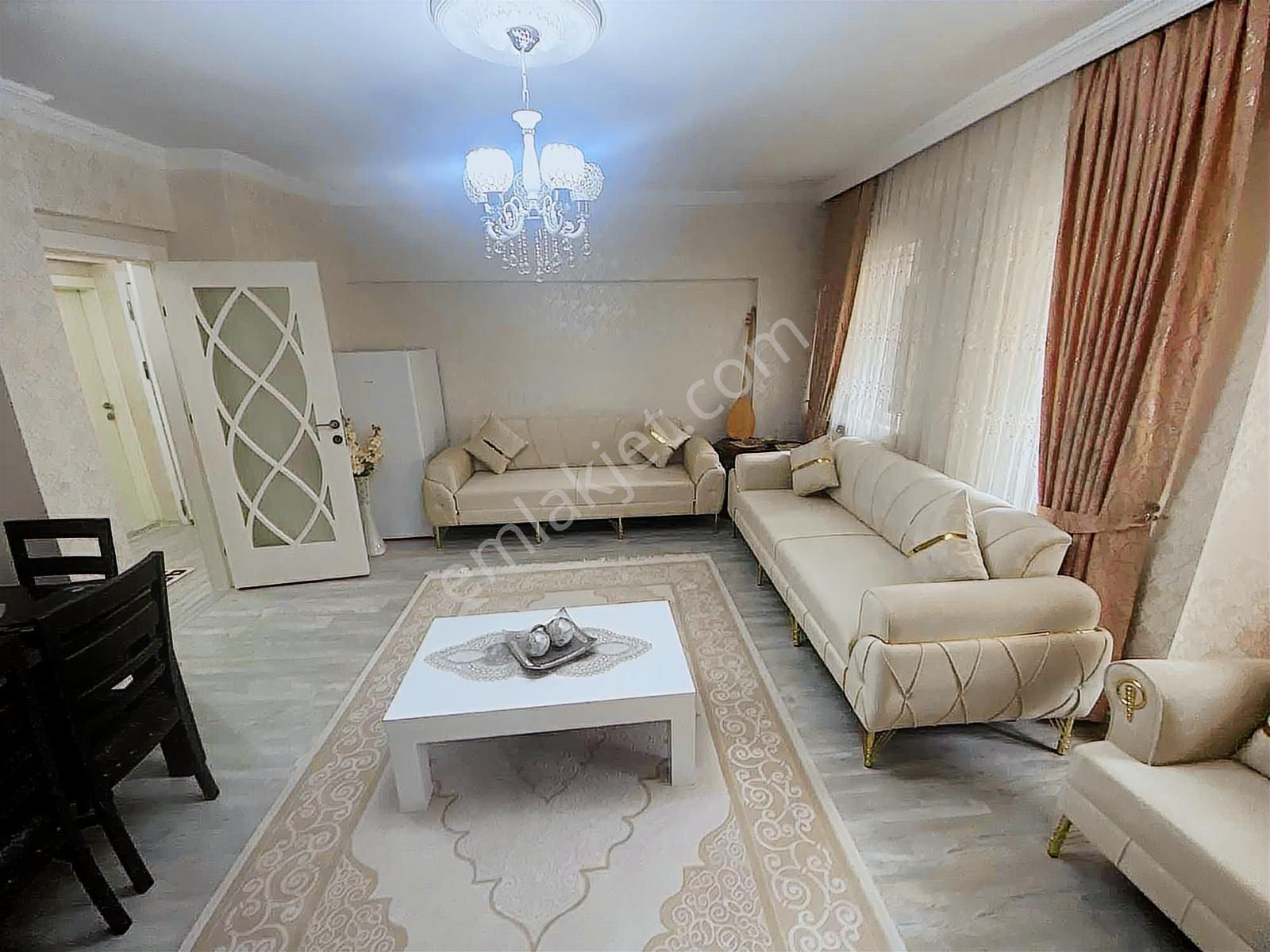 Batıkent Kardelen Mah.site Arakat Full Yapılı 3+1 Satılık Daire