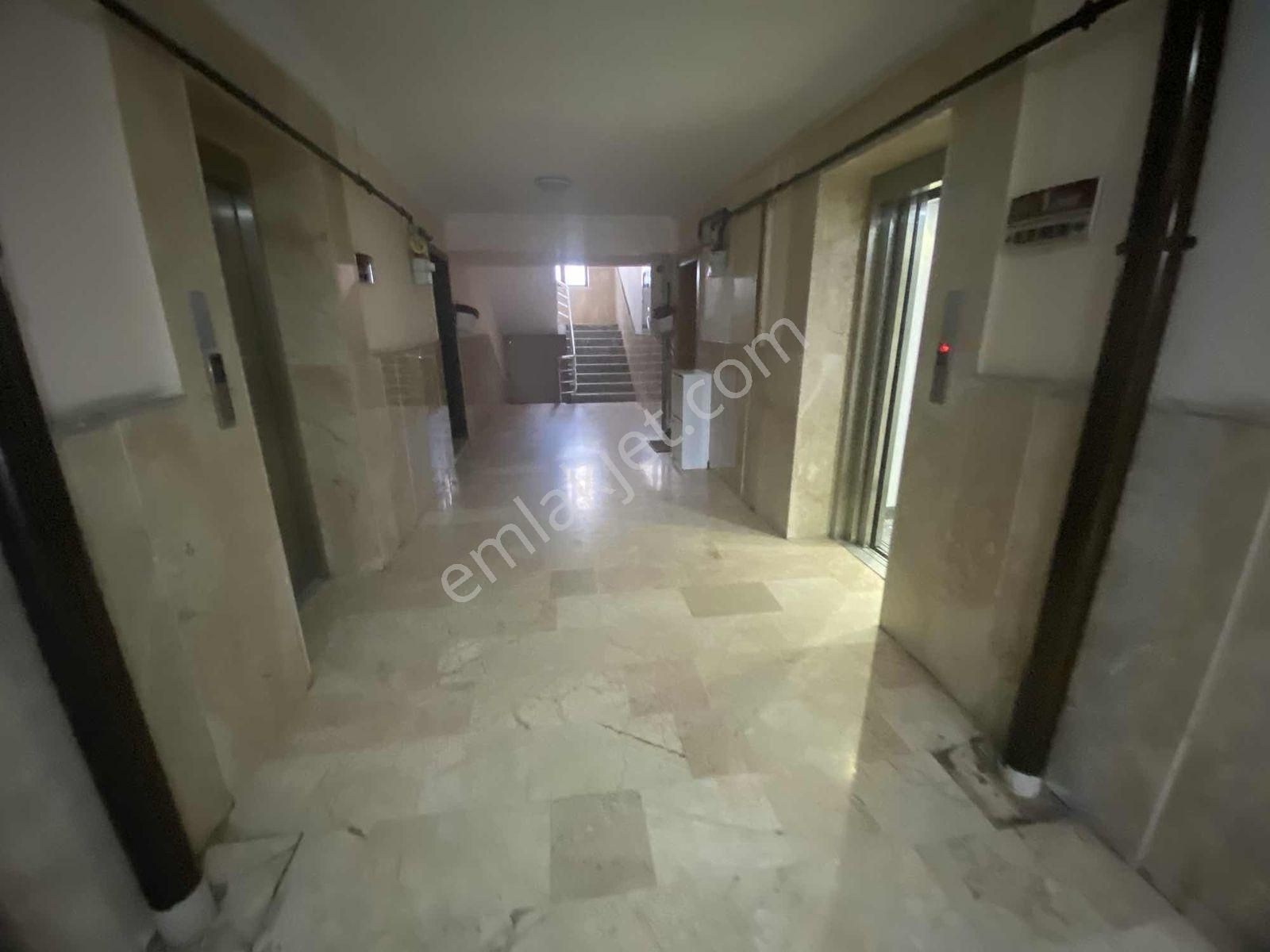 Kardelen Mahallesi Sitede Yapılı 4+1 Satılık Daire - Görsel 20