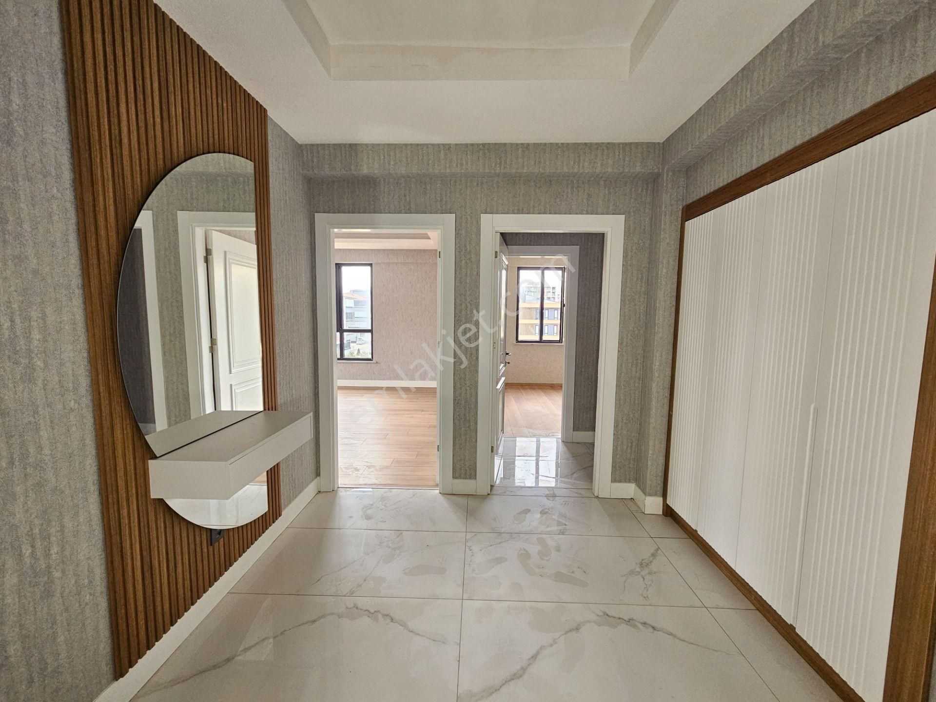 Selahaddin Eyyubi Mah. İşyapar Gayrimenkul'den Kahramanlar Caddesi Yakını Sıfır Lüks 3+1 Daire - Görsel 5