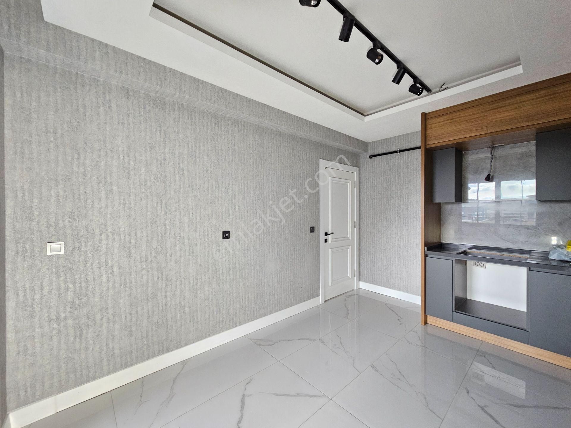 Selahaddin Eyyubi Mah. İşyapar Gayrimenkul'den Kahramanlar Caddesi Yakını Sıfır Lüks 3+1 Daire - Görsel 16