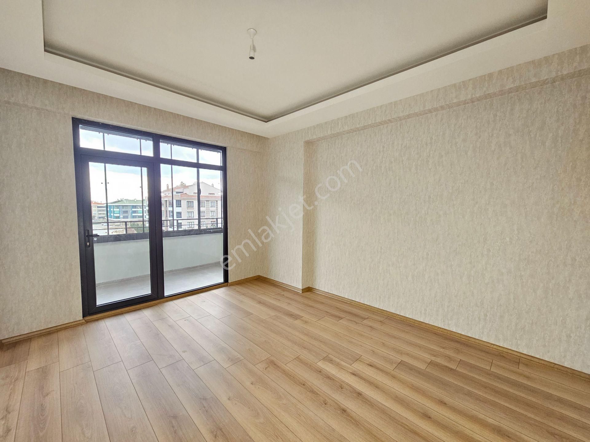 Selahaddin Eyyubi Mah. İşyapar Gayrimenkul'den Kahramanlar Caddesi Yakını Sıfır Lüks 3+1 Daire - Görsel 4