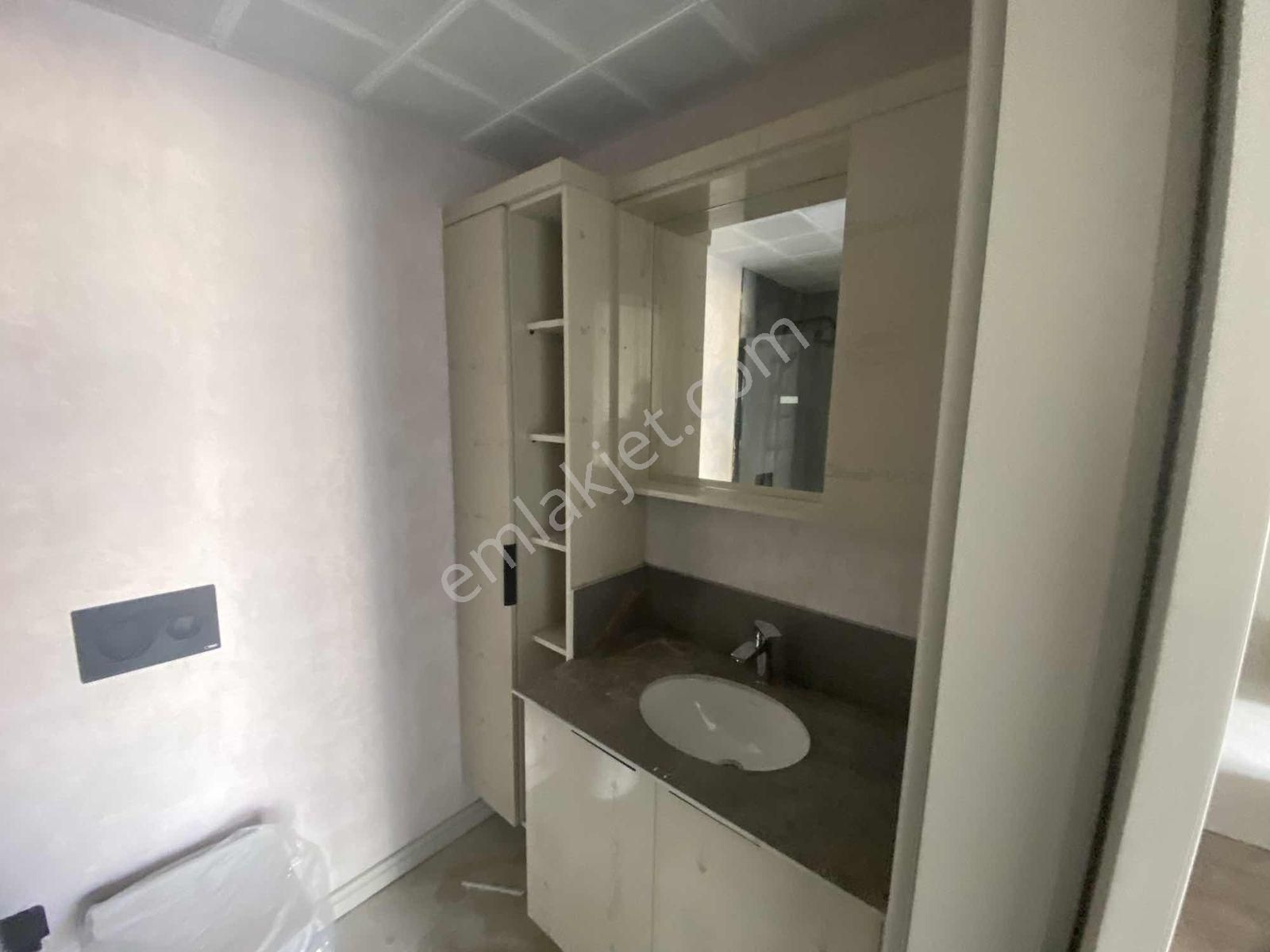 Cumhuriyet Mah.sıfır Bağımsız Mutfak Metrogöksuyakını2+1 Satılık - Görsel 6